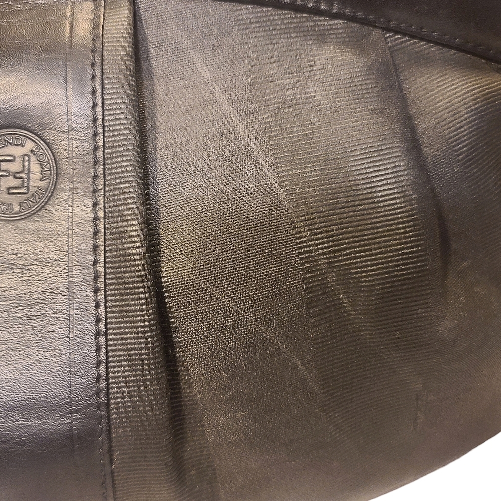 VINTAGE FENDI CLUTCH - Picture 13 of 14